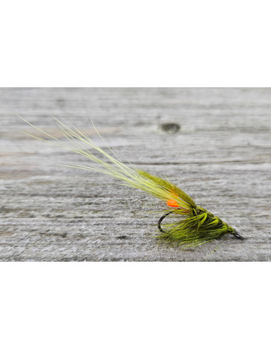 Best 16 European seabass shrimp flies kit made by Brittany Fly