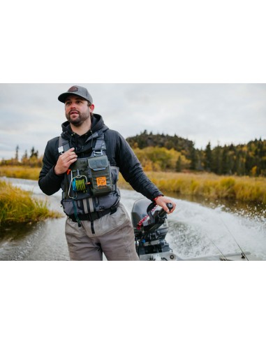 Fishpond Stormshadow Chest Pack